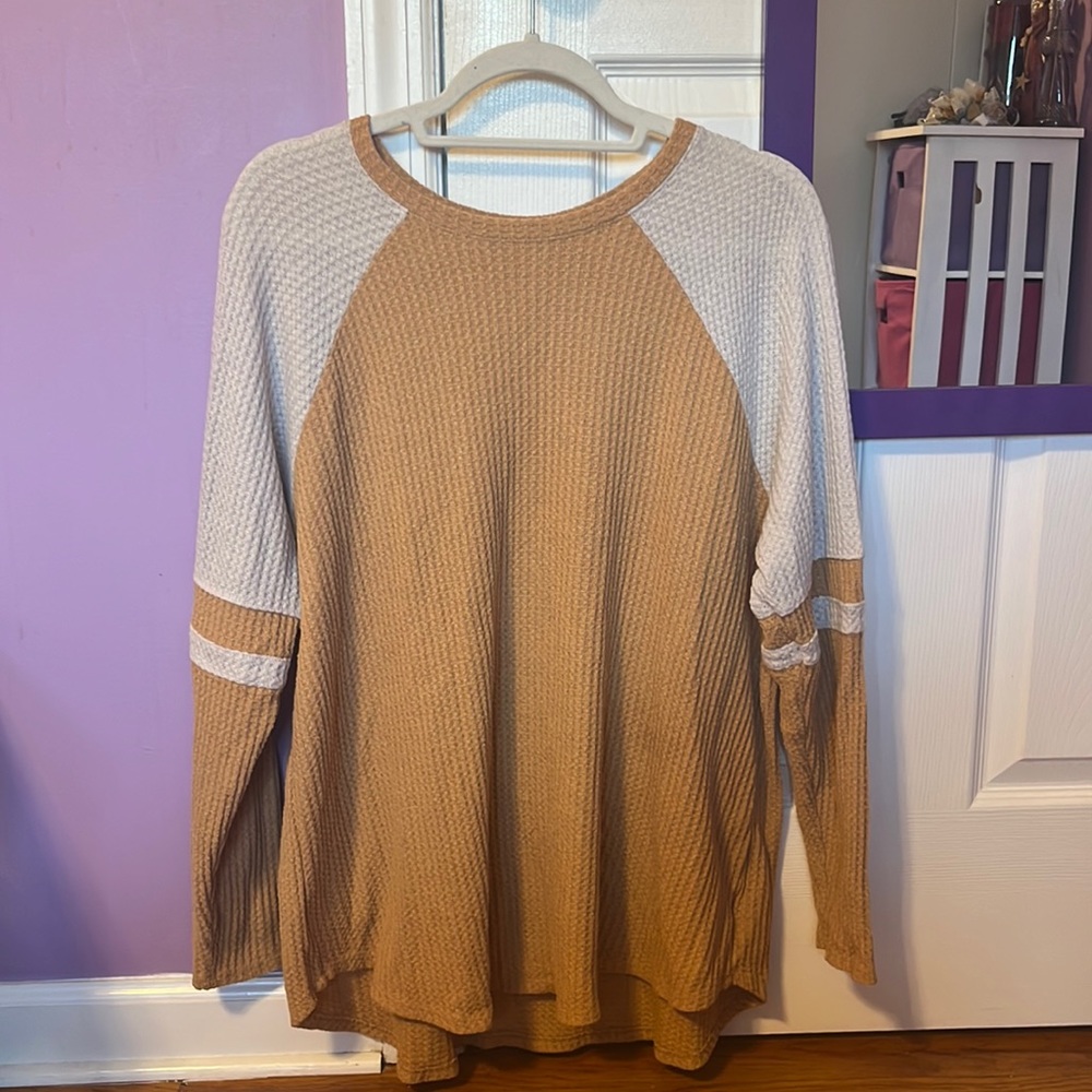 American Eagle Cream Jersey Sweater